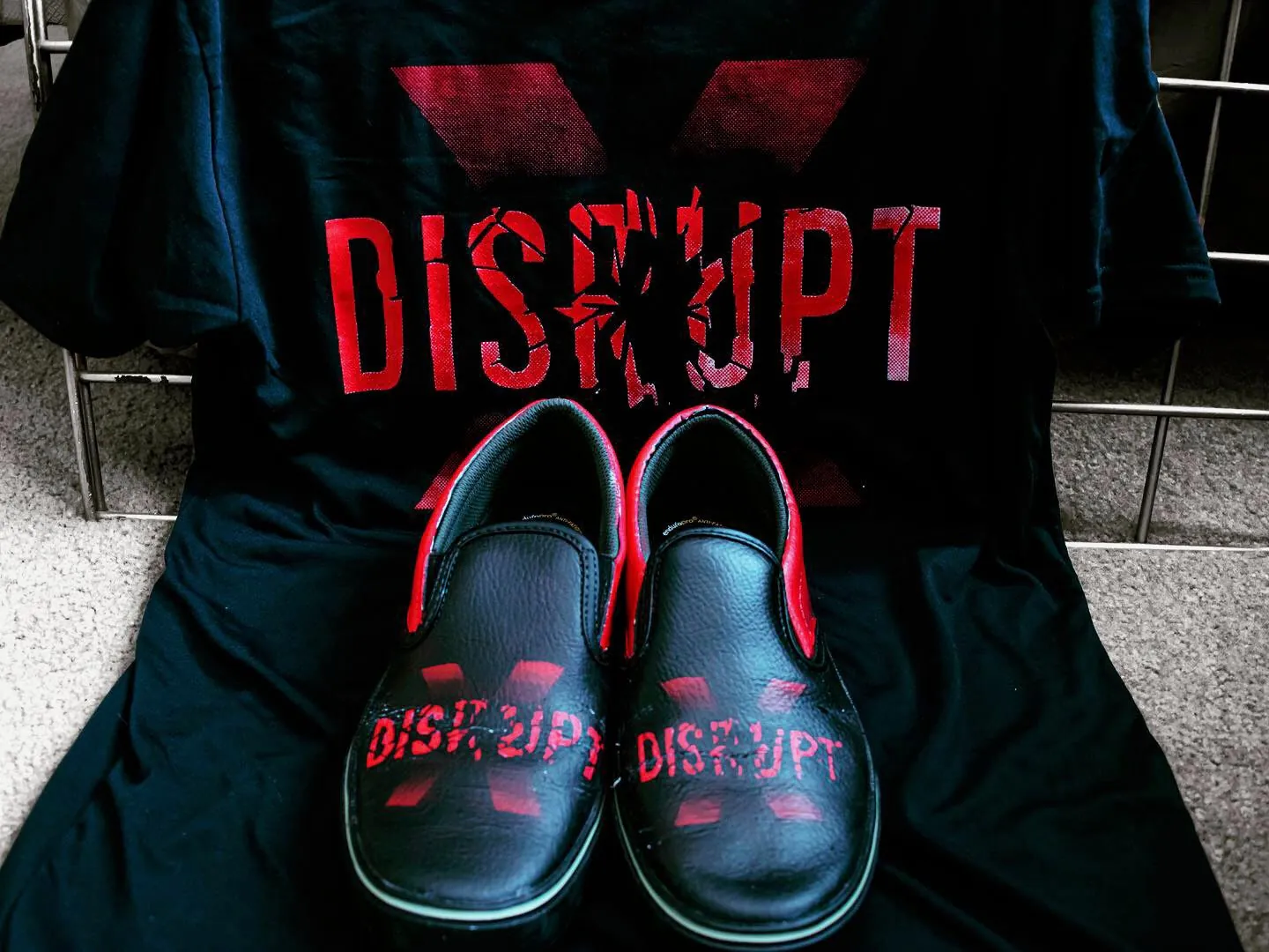 A Disrupt t-shirt with matching Disrupt sneakers